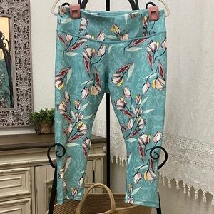 CALIA by Carrie Underwood Teal and White Leggings